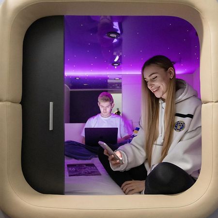 Capsule Hotel Constellation 91 Lemberg Exterior foto